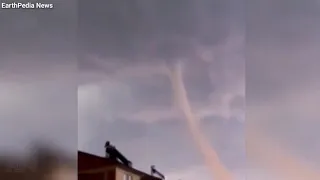 EarthPedia News [ TORNADO ]  Tornado hits Kütahya, Turkey  27 May 2021