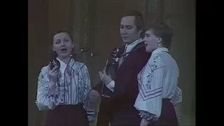 Тріо Мареничів Тиша навкруги ukrainian song LIVE 1979