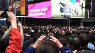 Paul Mccartney Times Square 10/10/13