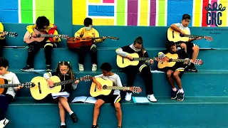 Despedimos el curso desde la extraescolar de Guitarra con "Vivo en un archipiélago".¡Gran trabajo!