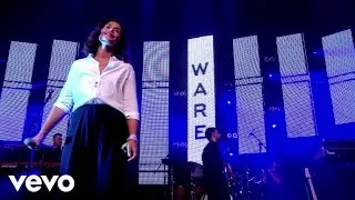 Jessie Ware - Champagne Kisses - Live at Glastonbury 2015