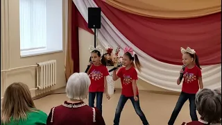 Ансамбль "Чупа-Чупс" (6-7 лет) - песня "Детки-конфетки" от 01.10.21.