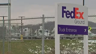 Pittsburgh FedEx employee claims COVID-19 precautions aren’t being taken seriously