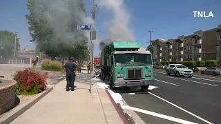 Garbage Truck Bursts into flames - Los Angeles