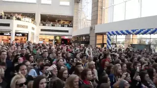 Margaret śpiewa na urodzinach centrum handlowego