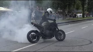 INSANE Motorcyle burnouts at the Hamburg Harley Days 2017!