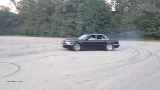 Audi a8 / s8 / drift parking / burnout / Ауди а8 дрифт на парковке