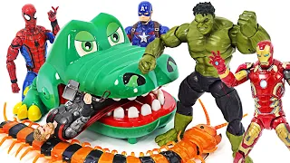 Marvel Avengers Hulk, Spider-Man! Defeat the giant centipede with the giant crocodile! | DuDuPopTOY