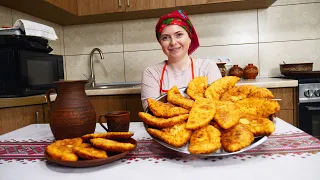 We prepare Ukrainian CHEBUREKY according to an old recipe