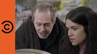 When Your Mugger Gives You Financial Advice | Broad City