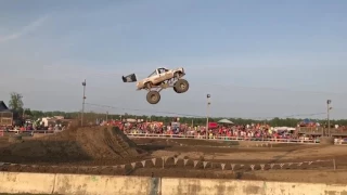 Mega Truck Record Jump