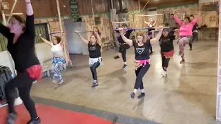 clase danza arabe muy buena cada día aprendemos más gracias profe por su paciencia 26.10.2023(1)