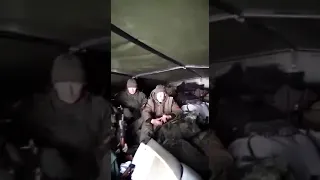 119 дивизия 4 батальон 1,2 рота ДНР. Солдат просит поделиться видео.