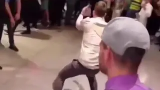 IRISH FAN GETS KNOCKED OUT IN CASINO AFTER UFC229