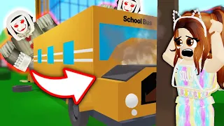 😨 The Weirdest School Trip I've EVER Been On!! 😨 (Roblox)