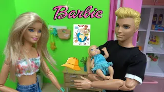 Barbie and Ken at Barbie Dream House Story w Barbie's Sister and Baby: Lost Purse in Organized Mess