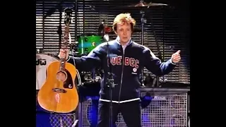 Paul McCartney sur les Plaines d'Abraham ( 20 juillet 2008 )