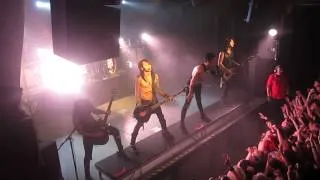 Black Veil Brides - In the End (live @ Nosturi, Helsinki 26-11-13)