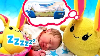 A new bed for a little brother. Mommy for Lucky show for kids. Family fun video for kids.