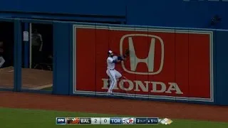 BAL@TOR: Bautista makes outstanding grab at the wall