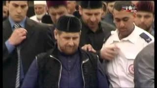 Кадыров открыл крупную мечеть имени своего отца на территории Израиля