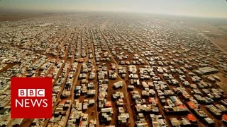 'No-man's land' between Syria & Jordan - BBC News