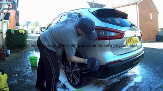 Safe two bucket contact wash without using grit guard / dirt trap buckets- Nissan Qashqai 2021 model