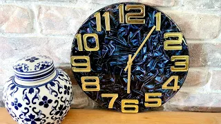 #1173 Incredible 'Crushed Velvet' Resin Clock