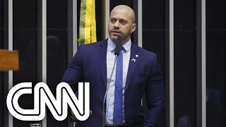 Deputado Daniel Silveira deixa a prisão e vai para casa após decisão de Moraes | CNN DOMINGO