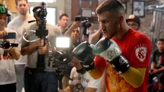 MASTER AT WORK! VASYL LOMACHENKO HEAVY BAG WORKOUT AHEAD OF MARRIAGA FIGHT