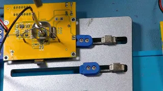 showing the workings of the JBC hot station to remove chip