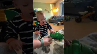 This toddler’s reaction to an alligator toy “biting” his mom is the funniest thing you’ll see