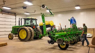 2022 Planter REVEAL - Precision Planting & 360 WAVE