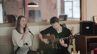 Tina Slotta + Johannes Till - Signed Sealed Delivered (Stevie Wonder Cover)