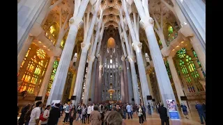 Barcelone Sagrada Familia inside in Ultra 4k