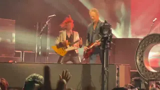 The Killers and Lindsey Buckingham - Go Your Own Way (Live in Los Angeles 8-27-22)