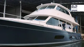 GRAND BANKS GB85 Flybridge - Walk Through Motor Yacht at Palm Beach Boat Show 2022 - The Boat Show