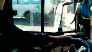 ДТП по Кадалинской трассе в Чите. Мотоциклист залетел под автобус.