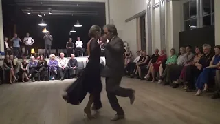 Fernanda Japas & Alberto Sendra: demo tango @ "Los despojos"