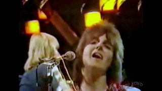 Bay City Rollers - Give a Little Love