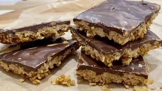 5 ingredient Chocolate Peanut Butter Oatmeal Bars!