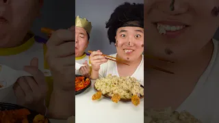Spicy Noodle Challenge | King and beggar's fun spicy fried chicken ASMR MUKBANG #shorts