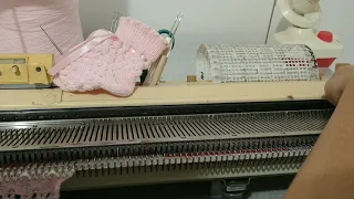 Meia de tricô para bebê recém nascido
