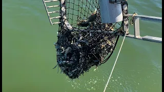 Prop Stick vs Auto Dipper - Quickest Way To Catch A Bushel // Ultimate Crabbing Arsenal