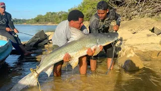 MICOBIE VILLAGE and GIANT CATFISH PIRAIBA (lau lau).