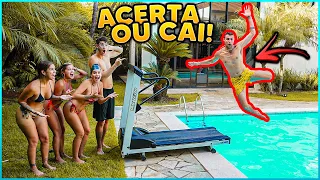 TENTE NÃO CAIR DA ESTEIRA NA PISCINA OU ALGO MUITO RUIM VAI ACONTECER!! [ REZENDE EVIL ]