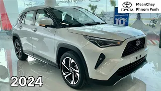 First Look! All New 2024 Toyota Yaris Cross - Exterior and Interior Details