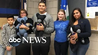 Teen delivers custom teddy bears to families of fallen officers