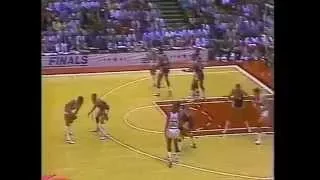 NBA Greatest Duels: Kareem Abdul-Jabbar vs Hakeem Olajuwon (1986 WCF Game 3)