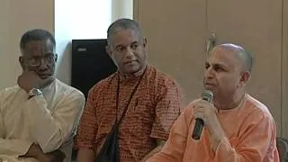 H.H. Nava Yogendra Swami - (Part 1 of 2) - 2004 Lila Smaranam